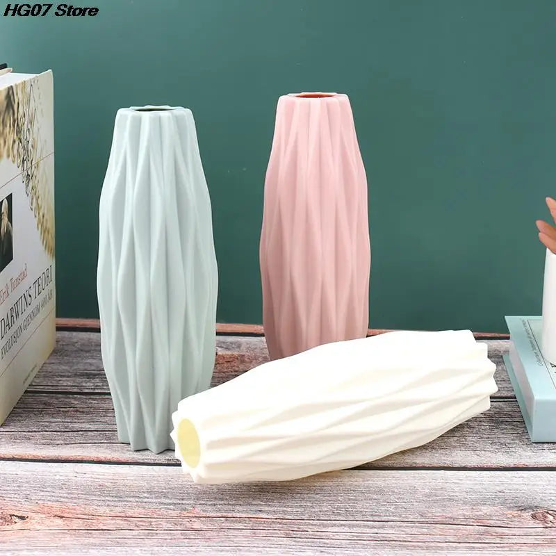 Hot Home Flower Vase Decoration Home Plastic Vase Modern Creative White Imitation Ceramic Flower Pot Hydroponic Home Decoration